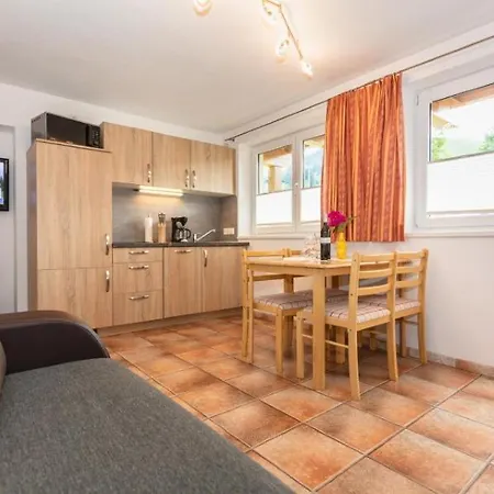 Haus Machreich 아파트